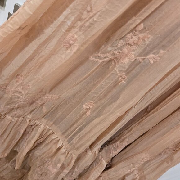 Event dress - Picture 5 of 7